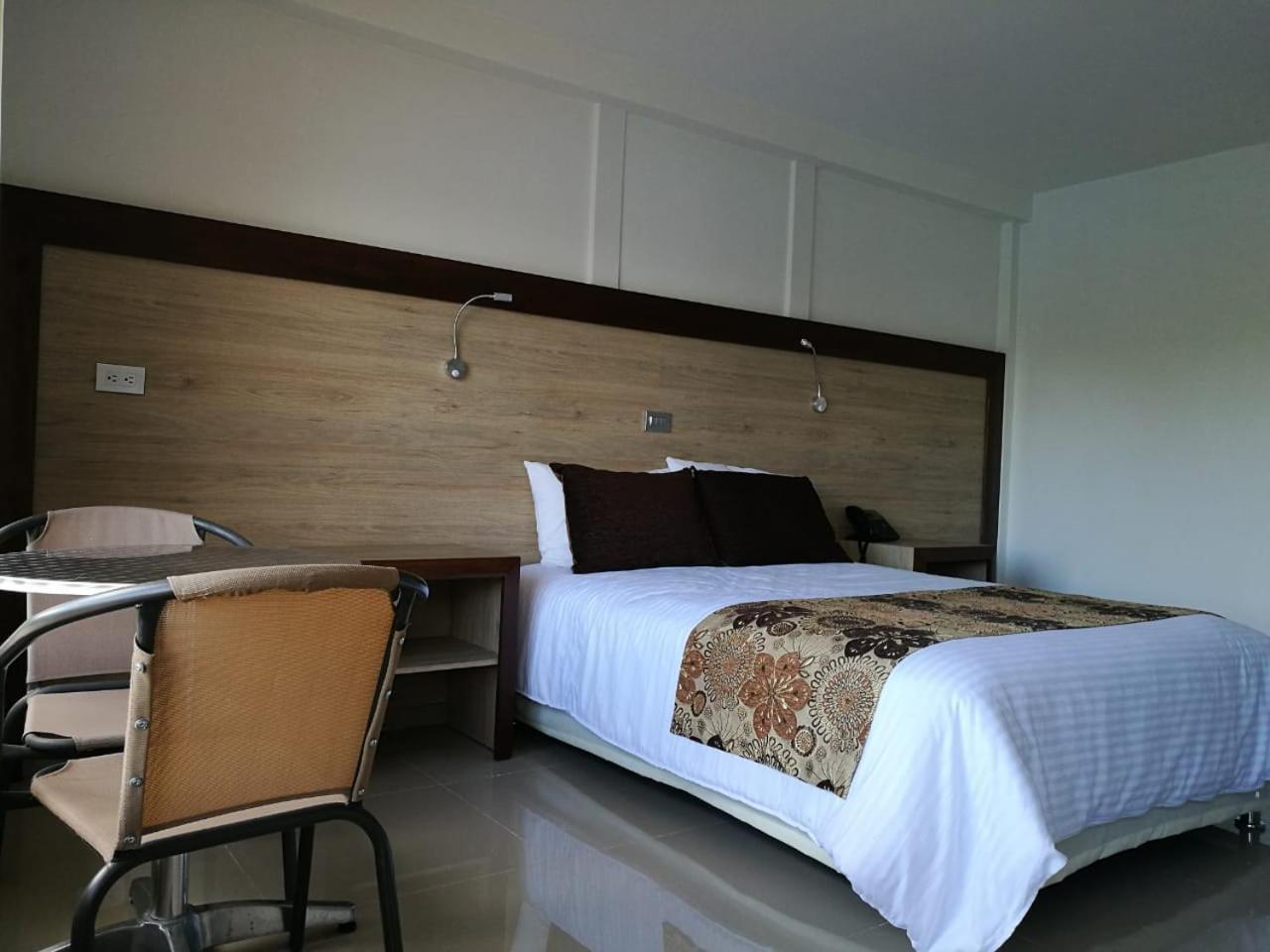 Hotel La Magdalena Adult Only Guatapé Eksteriør billede